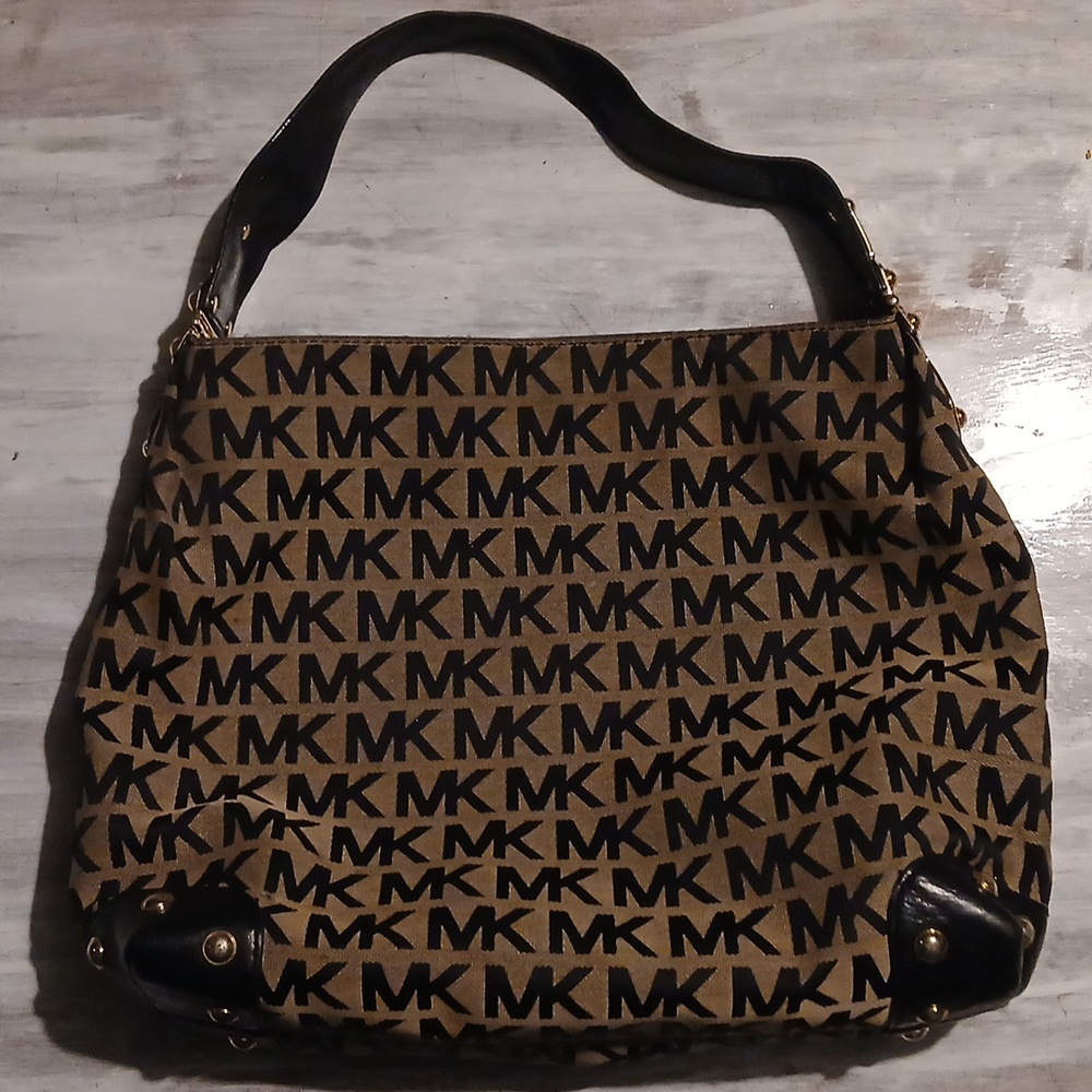 Michael Kors Tan and Black Shoulder Bag